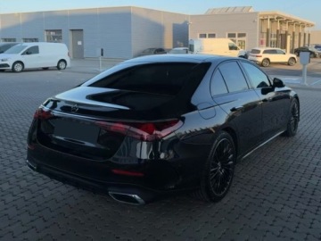 Mercedes Klasa E W214 Sedan 2.0 200 204KM 2025 E Klasa 200 4-Matic AMG 2.0 (204KM) 2025, zdjęcie 2