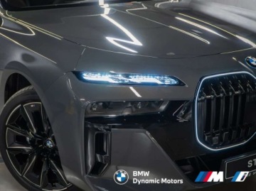 BMW Seria 7 G70 Sedan Plug-In 3.0 M60e 571KM 2025 BMW Seria 7 M760e xDrive 571 KM PHEV - Gotowy do Odbioru - Wnetrze BMW Gra, zdjęcie 9
