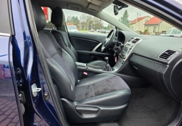 Toyota Avensis III Wagon Facelifting 2.0 D-4D 124KM 2013 Toyota Avensis 2.0Dieselserwisprosto z Niemiec 2.0 Diesel 124KM, zdjęcie 11