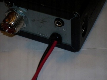 Przepust kabla odgiętka przelotka przejście przewo