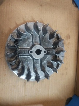 BRIGGS&STRATTON QUANTUM 6 KM 625 650 675 KOŁO ZAMACHOWE MAGNESOWE MAGNETO