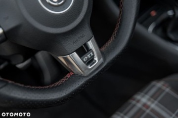 Volkswagen Golf VI Cabriolet 2.0 TSI GTI 210KM 2013 Volkswagen Golf Volkswagen Golf Cabrio GTI 2.0 Benzyna 210KM, zdjęcie 9