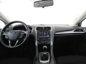 Ford Mondeo V Kombi 2.0 TDCi 150KM 2019 Ford Mondeo 2.0 TDCi Business Edition Klimatronik, zdjęcie 14