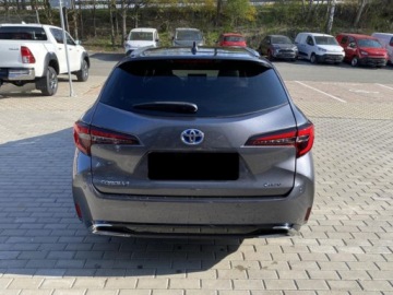 Toyota Corolla XII TS Kombi Facelifting 1.8 Hybrid 140KM 2026 Od ręki - Style 1.8 Hybrid 140KM | Podgrzewane fotele!, zdjęcie 4