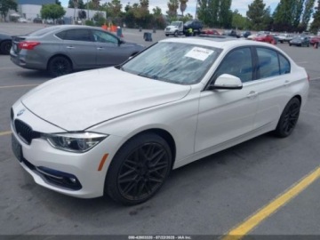 BMW Seria 3 G20-G21 2018 BMW Seria 3 330i rwd 2.0 Benzyna 248KM, zdjęcie 1