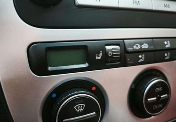 Volkswagen EOS Coupe Cabrio 2.0 TDI DPF 140KM 2008 Volkswagen Eos Volkswagen Eos 2.0 TDI DPF 2.0 Diesel 140KM, zdjęcie 20