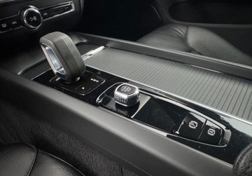 Volvo V60 II  2021 Volvo V60 2,0 B4 197ps FullLed Skora El.klapa Grz.Kierownica Kamera Gwaran, zdjęcie 22