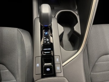 Toyota C-HR II SUV 2.0 Hybrid Dynamic Force 197KM 2024 Toyota C-HR 2.0 Hybrid Executive Toyota C-HR 2.0 D, zdjęcie 19