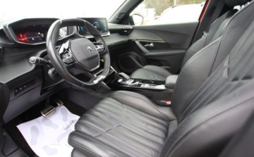 Peugeot 2008 II e-SUV Elektryczny 50kWh 136KM 2021 Peugeot 2008 GT Pack Full Jak Nowy Od RiA Elektryczny 136KM, zdjęcie 6