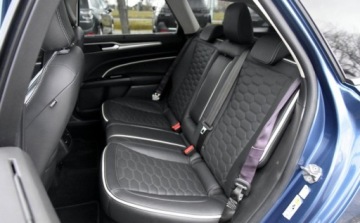 Ford Mondeo V Kombi 2.0 TDCi 180KM 2019 Ford Mondeo VIGNALE FUL LED skora grzane fotele navi. Idealny 2.0 Diesel, zdjęcie 22