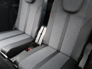 Peugeot 5008 II Crossover 1.2 PureTech 130KM 2019 Peugeot 5008 PureTech 130, Salon Polska, zdjęcie 18