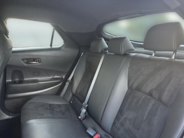 Toyota C-HR II SUV 2.0 Hybrid Dynamic Force 197KM 2024 Toyota C-HR Toyota C-HR 2.0 Hybrid GR Sport VAT23 2.0 Hybryda 197KM, zdjęcie 11