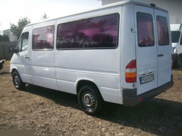 Mercedes Sprinter II 2005 Mercedes Sprinter 2.2d 82KM 2005r 9 osobowy, zdjęcie 1