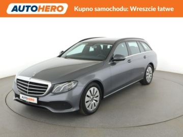 Mercedes Klasa E W213 Limuzyna 1.6 200d 160KM 2020 Mercedes E 200 led automat kamera navi grzane