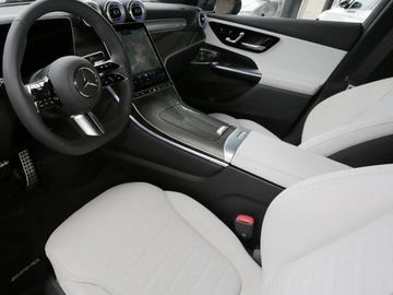 Mercedes GLC C254/X254 Coupe 2.0 220d 197KM 2026 MERCEDES-BENZ GLC 220 d 4-Matic AMG Line 2.0(197KM) 2026, zdjęcie 4