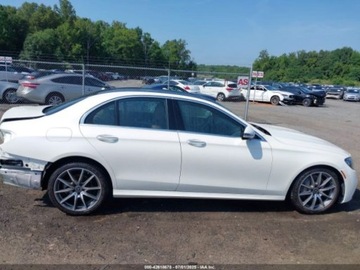 Mercedes Klasa E W213 2021 Mercedes-Benz Klasa E 350 2021 2.0l 2.0 Benzyna 255KM, zdjęcie 6