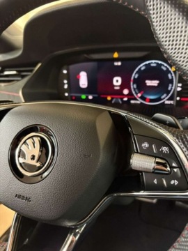 Skoda Octavia IV RS Kombi 2.0 TSI 245KM 2022 Skoda Octavia RS 2.0 TSI 245KM DSG Navi Head Up FV23 2.0 Benzyna, zdjęcie 12