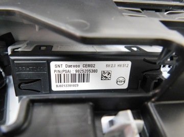 LAMPA KABINY - PEUGEOT 2008 II 19- EU