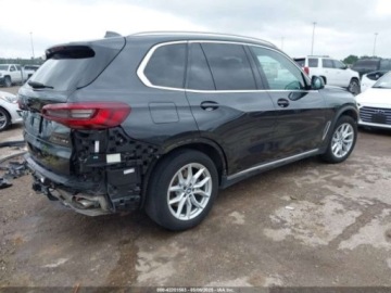 BMW X5 G05 2021 BMW X5 2021 BMW X5 xDrive45e Plug-In Hybrid 3.0 Benzyna 282KM, zdjęcie 3