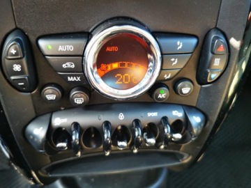 Mini Countryman R60 Crossover 1.6 122KM 2013 MINI Countryman, Automat, Przebieg 158157km, Czujniki parkowania, Skóra, zdjęcie 22