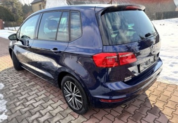 Volkswagen Golf Sportsvan Sportsvan 1.6 TDI 115KM 2017 Volkswagen Golf Sportsvan Kamery, czujniki, radar, podgrzewane fotele GWAR, zdjęcie 4