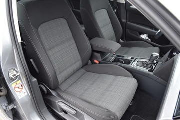 Volkswagen Passat B8 Variant Facelifting 2.0 TDI SCR 200KM 2022 Volkswagen Passat 2.0 TDi 200KM DSG7 Business SalonPL ASO NaviKameraTravel, zdjęcie 34
