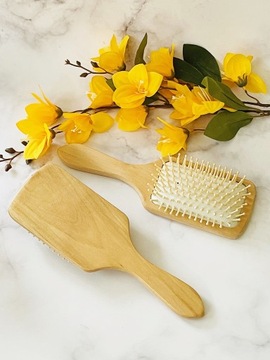 DREWNIANA SZCZOTKA DO WŁOSÓW NATURALNA DUŻA