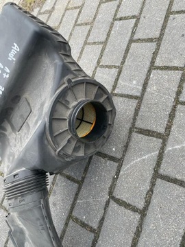 AUDI OE 4G0133836Q POUZDRO FILTRU VZDUCHU