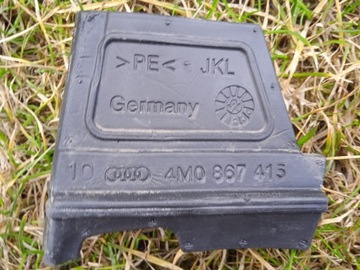 AUDI Q7 4M GABKA WYTLUMIENIE DRZWI