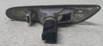 BLIKAČ SMĚROVKA LEVÝ BLATNÍKU BMW E60 E61