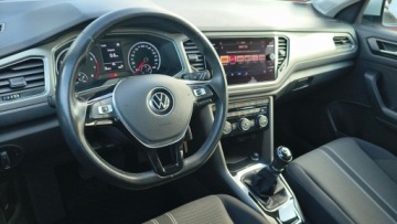 Volkswagen T-Roc I SUV 1.0 TSI 110KM 2021 Volkswagen T-Roc 1.0TSI 110KM ACC SalonPL ASO Iwl, zdjęcie 32