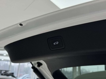 MG 2021 MG EHS Luxury Plug-in Hybrid Panorama Ambiente Kamera 360 CarPlay, zdjęcie 17