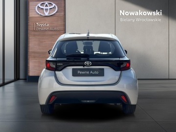 Toyota Yaris IV Hatchback 1.5 Dynamic Force 125KM 2022 Toyota Yaris 1,5-Dual-VVT-iE IV (2020-) 1,5-Dual-V, zdjęcie 4