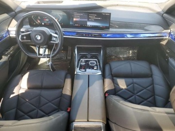 BMW Seria 7 G70 2024 BMW Seria 7 740i 2024 3.0l 3.0 Benzyna 375KM, zdjęcie 8