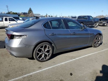 Alfa Romeo Giulia II Sedan Facelifting 2.0 Turbo 280KM 2021 Alfa Romeo Giulia TI 2021 2.0l 2.0 Benzyna 280KM, zdjęcie 3