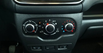 Dacia Lodgy Minivan Facelifting 1.3 TCe 130KM 2021 Dacia Lodgy (nr.113) Dacia Lodgy TCe 130 GPF (7-Sitzer) Stepway 1.3 Benzyna, zdjęcie 23