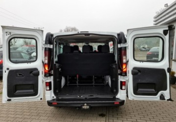 Opel Vivaro B Kombi Extra Long H1 2,9t 1.6 BiTurbo 125KM 2017 Opel Vivaro 1,6 Diesel 125km 6-Biegow Klima Serwis 9-osob 1.6 Diesel, zdjęcie 6