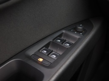 Seat Leon III ST 1.6 TDI CR 105KM 2015 Seat Leon 1.6 TDI, Salon Polska, Serwis ASO, zdjęcie 15