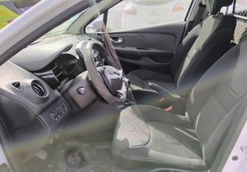 Renault Clio IV Hatchback 5d Facelifting 1.5 Energy dCi 75KM 2019 Renault Clio 2019r, 1.5 DCI. VAN, Uszkodzony przod. Faktura VAT 23 brutto., zdjęcie 6