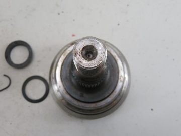 KLOUB PRAVÝ PŘEDNÍ HONDA CR-V III 2.2 CTDI