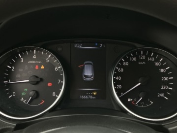 Nissan Qashqai II Crossover 1.2 DIG-T 115KM 2017 Nissan Qashqai ! Klimatyzacja ! Czujniki Parkowani, zdjęcie 14