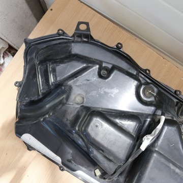 5619 Наполнитель картера правый, замок 12-17 Honda Goldwing GL 1800