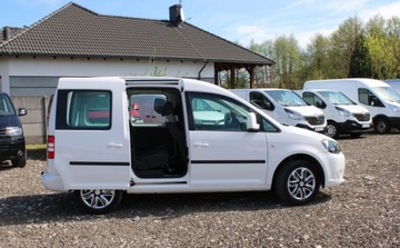 Volkswagen Caddy III Kombi Facelifting 1.6 TDI 102KM 2014 Volkswagen Caddy 1.6D 102KM przeb.163tys klima hak ksiazka 1.6 Diesel, zdjęcie 4