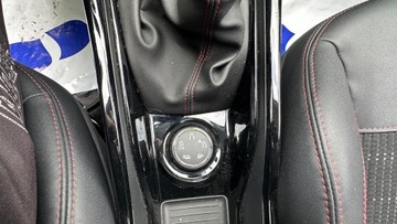 Peugeot 2008 I SUV Facelifting 1.2 PureTech 130KM 2018 Peugeot 2008 RATY 1.2 BENZ 130KM GT-LINE Kamera Navi Tablet Panorama Serwi, zdjęcie 35