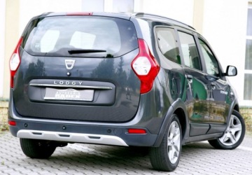 Dacia Lodgy Minivan Facelifting 1.5 dCi 109KM 2018 Dacia Lodgy Navi/Klima/Parktronic/ Tempomat/, zdjęcie 21