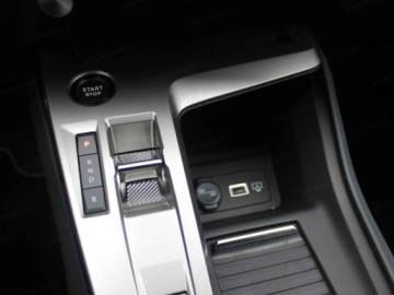 Peugeot 308 III 2025 Od ręki - GT e-DCS6 1.2 mHEV 145KM / Pakiet Bezpieczeństwo, zdjęcie 8