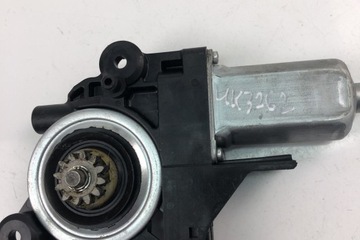 MOTOREK OKNO PŘEDNÍCH PRAVÝCH DVEŘE VOLVO V70 III (BW) 970714101