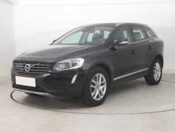 Volvo XC60 I SUV Facelifting 2.0 D4 DRIVE-E 190KM 2017 Volvo XC60 D4, Salon Polska, Serwis ASO, 187 KM, zdjęcie 1