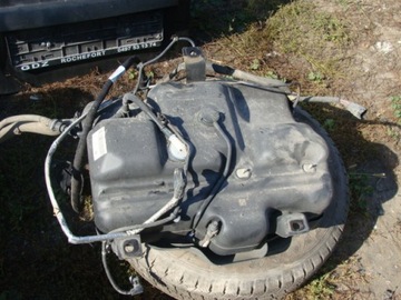 Zbiornik AdBlue do Renault Trafic III 17r
