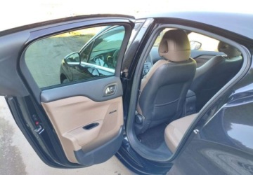 DS 4 I 2014 Citroen DS4 Citroen DS4 2.0 BlueHDi SoChic SampS 2.0 Diesel 150KM, zdjęcie 19